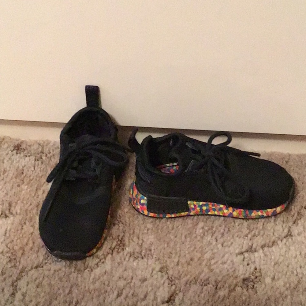 Adidas Sneakers